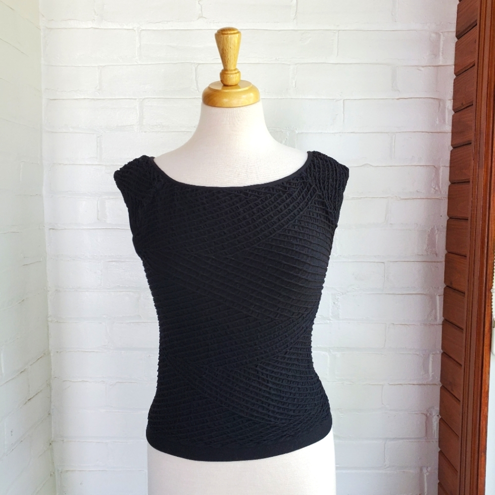 BCBGeneration Black Stretch Top Cap Sleeves M/L